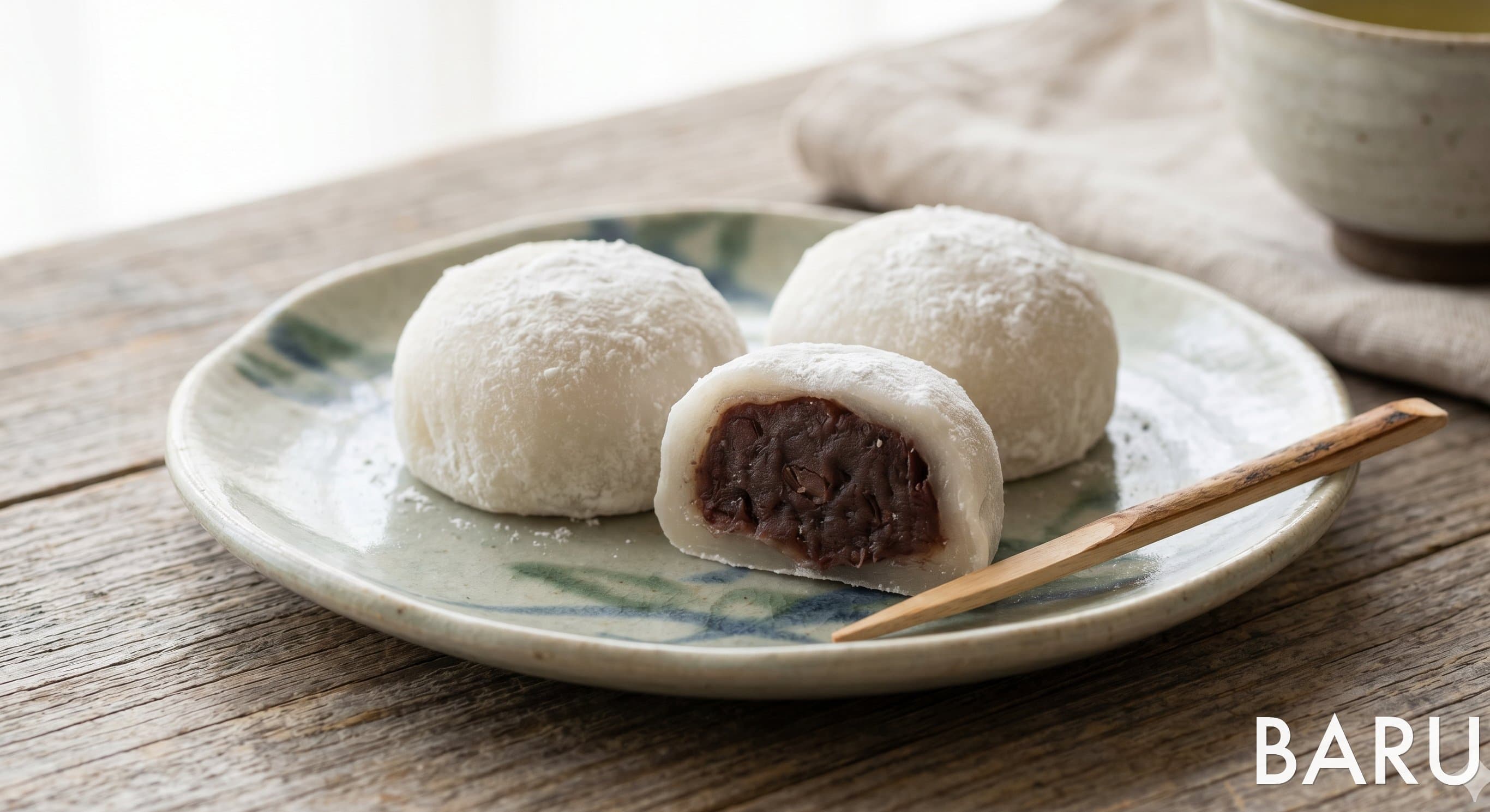 Daifuku (Mochi Rice Cake with Red Bean) (다이후쿠 (찹쌀떡))
