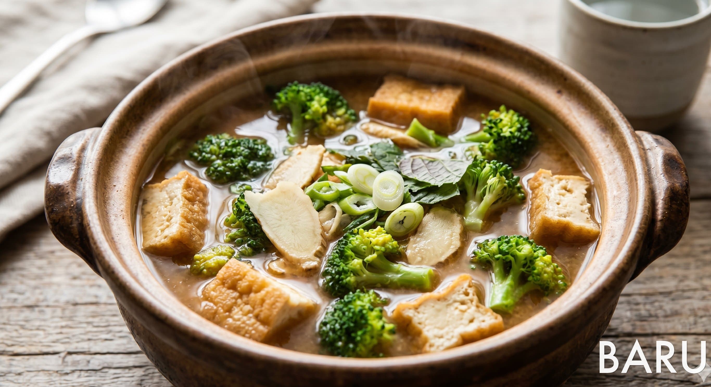 Broccoli and Thick Fried Tofu Miso Soup (브로콜리 두꺼운유부 된장국)