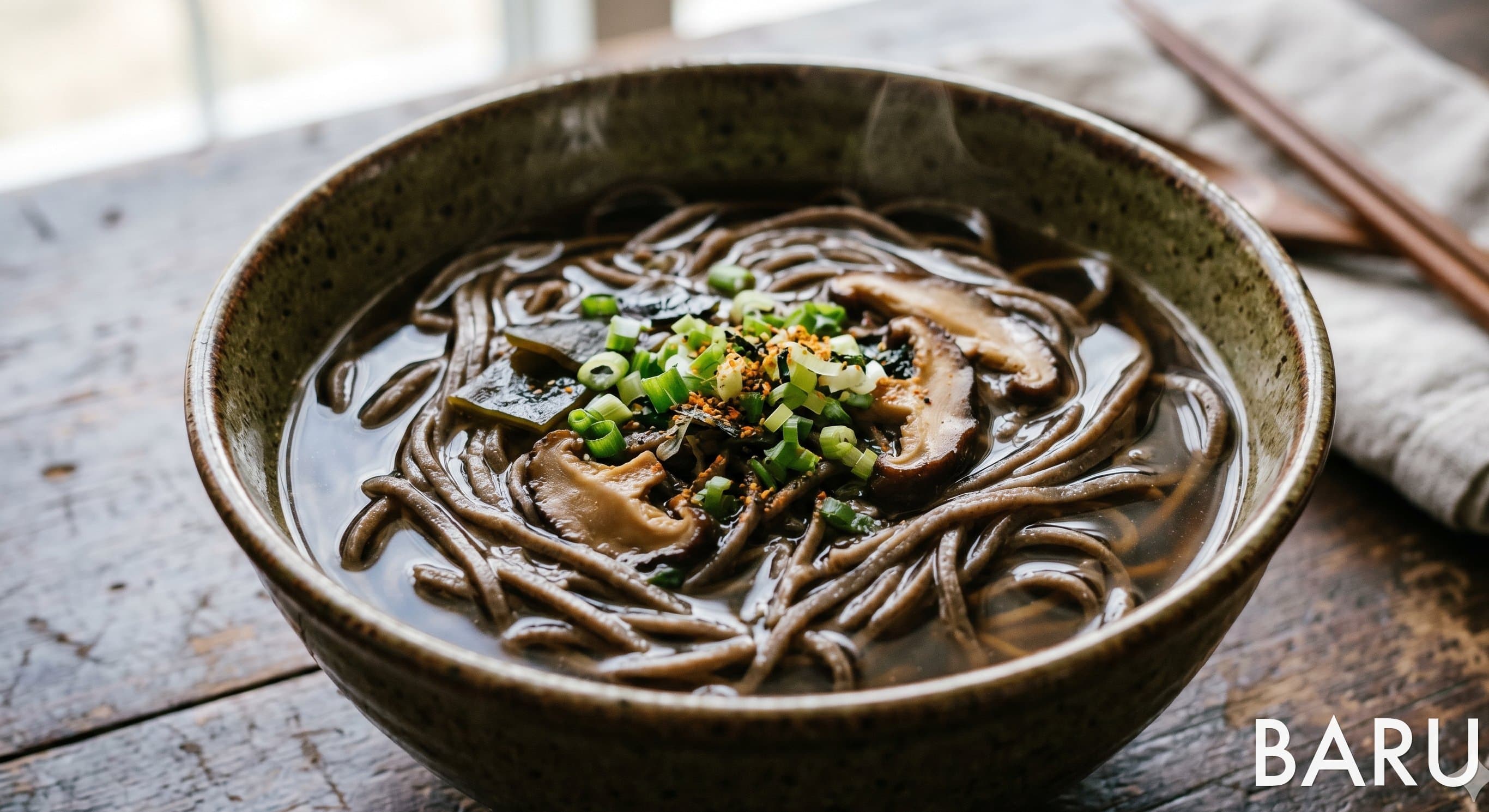 Kake Soba (Hot Buckwheat Noodles in Broth) (카케 소바 (따뜻한 메밀국수))